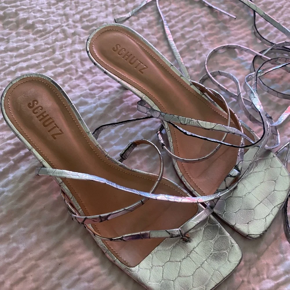 SCHUTZ Silver Lace-Up Square Toe Kitten Heel size 8.5B